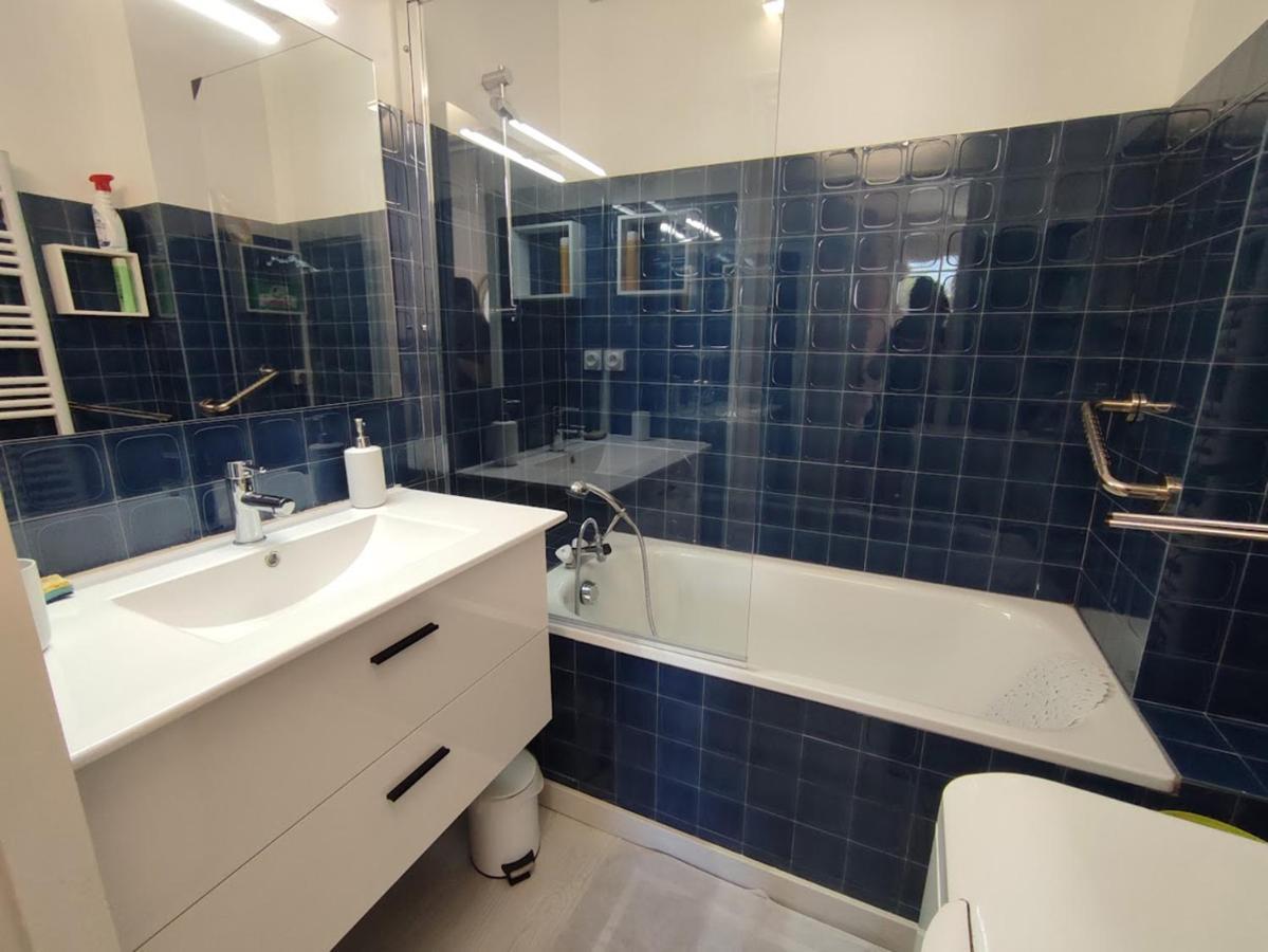 Chez Dominique, T2, Centre Ville, Vue Montagne, Wifi, 4 Personnes Bagnères-de-Luchon Exteriör bild